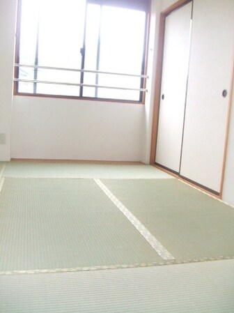 ロイトンIの物件内観写真